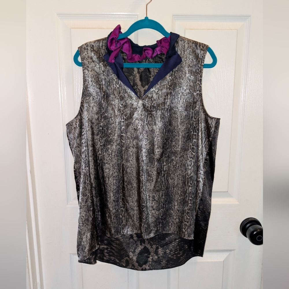 T Tahari Black and Gray Snake Print Blouse